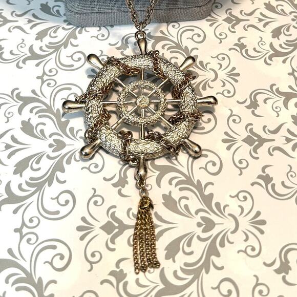 Vintage Silver Chain Wrapped Ships Wheel Nautical Necklace Pendant - Picture 1 of 7